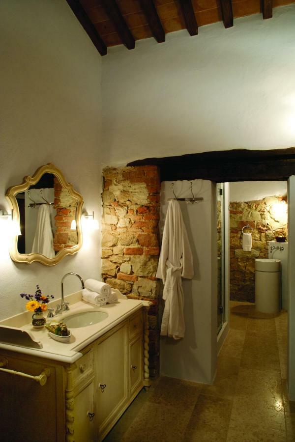 Casali Di Casole - Timbers Tuscany กาโซเล เดลซา ภายนอก รูปภาพ