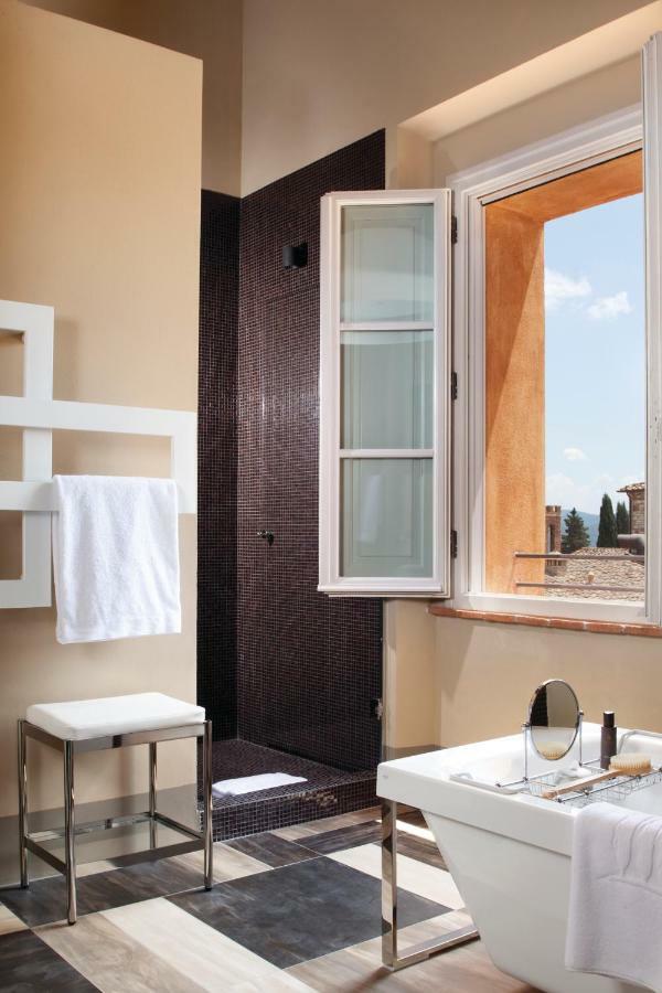 Casali Di Casole - Timbers Tuscany กาโซเล เดลซา ภายนอก รูปภาพ